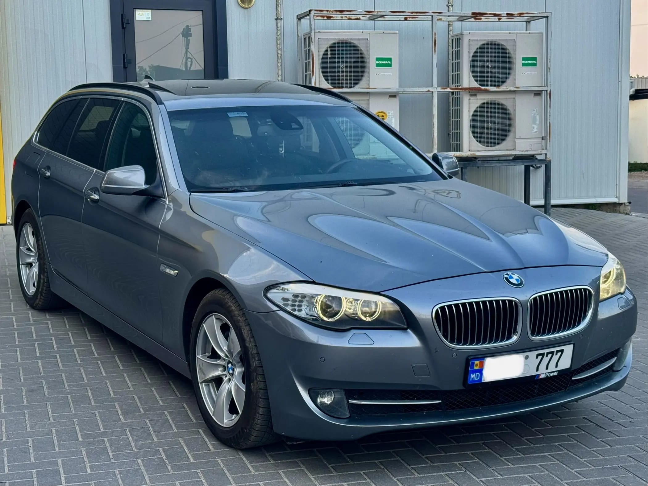 BMW 530