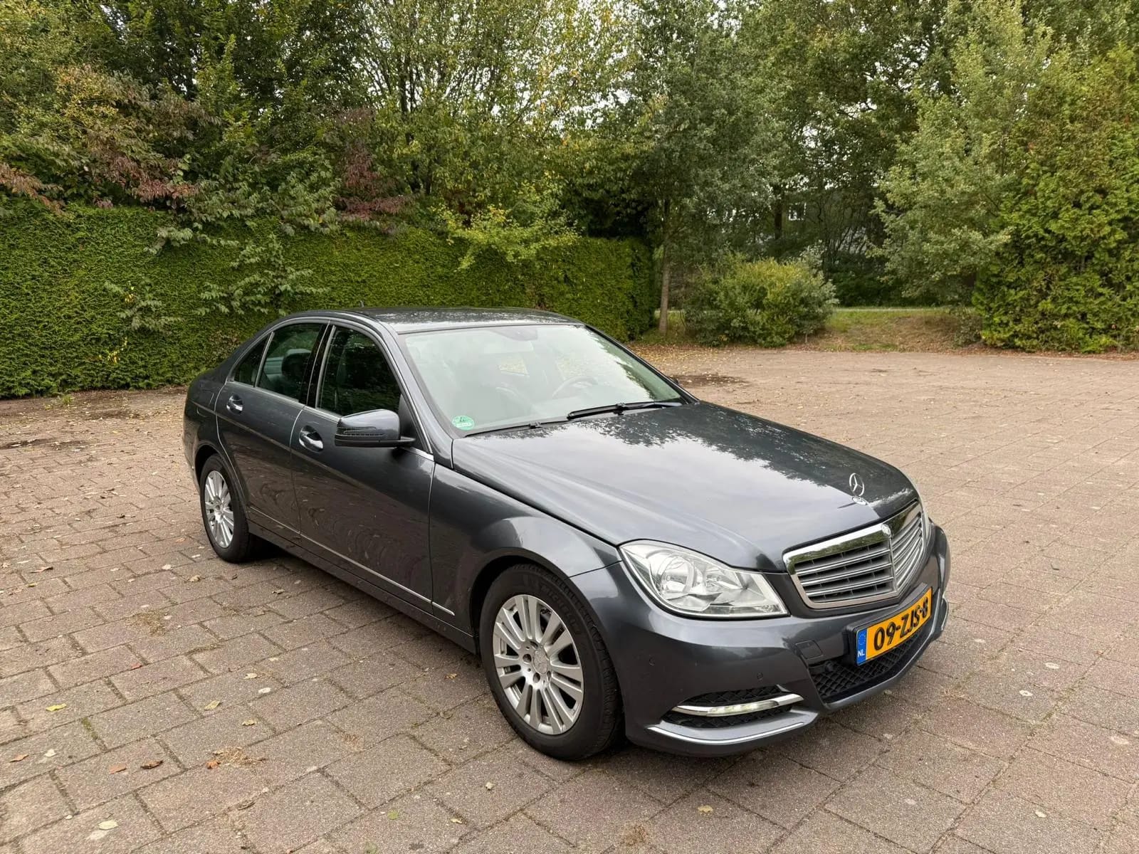 Mercedes-Benz C 250