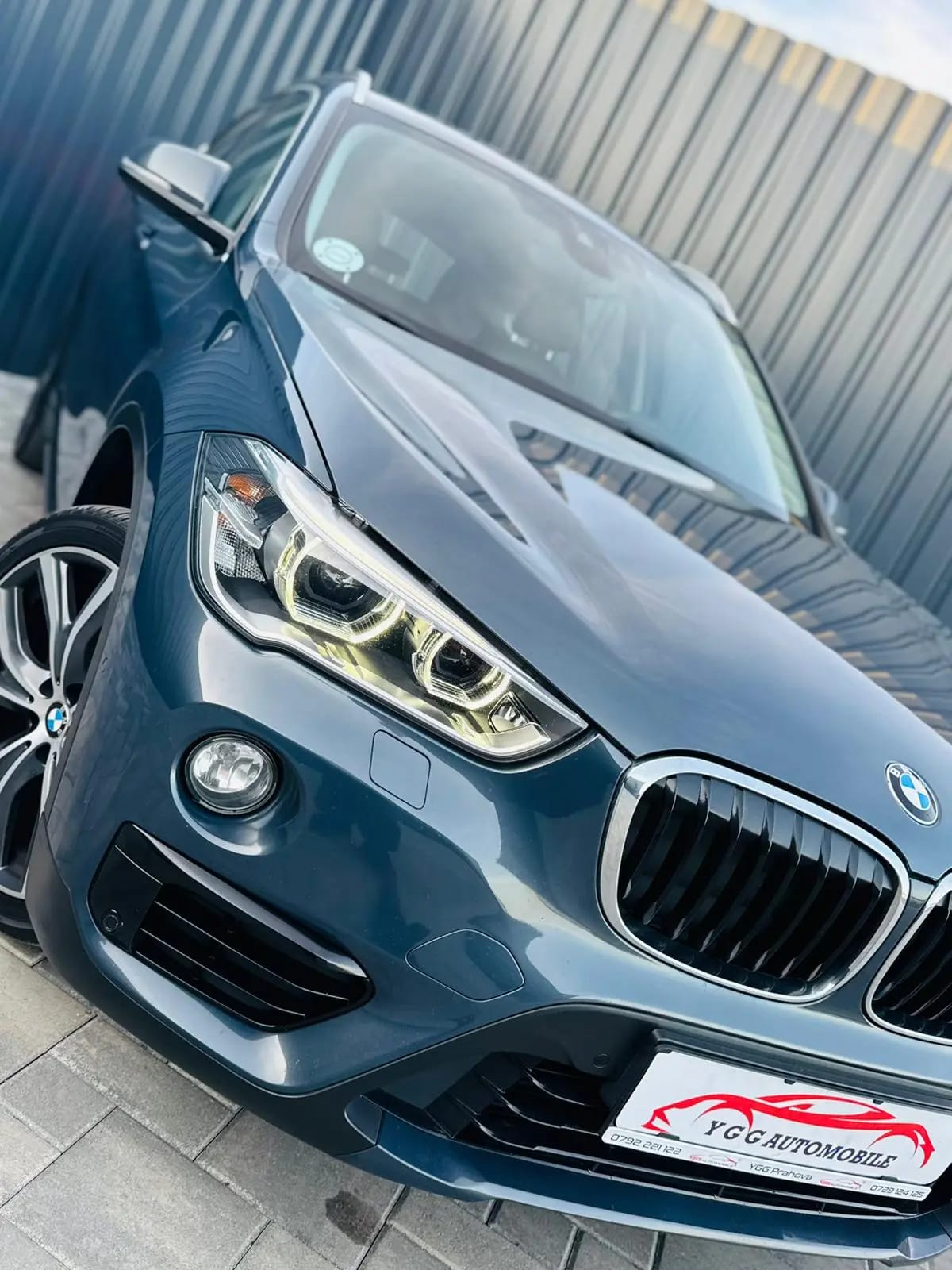 BMW X1