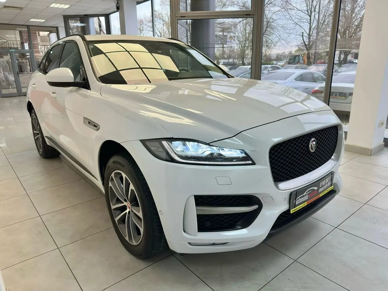 Jaguar F-Pace