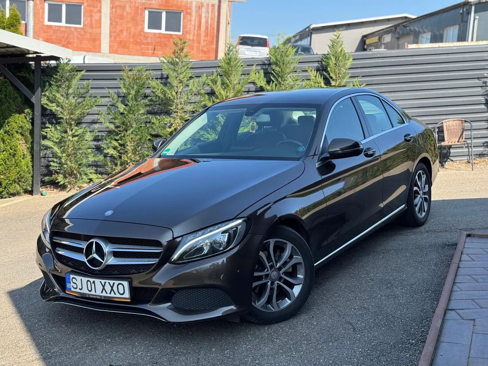 Mercedes-Benz C 180