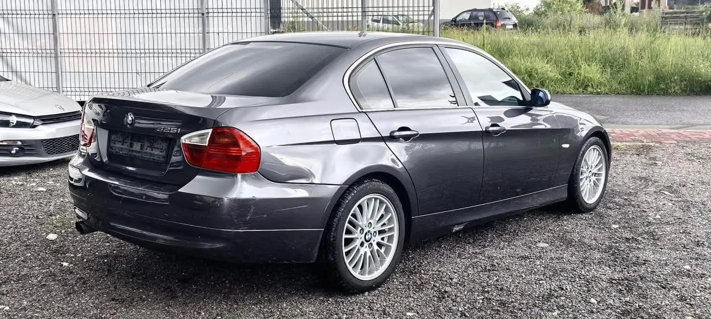 BMW 325