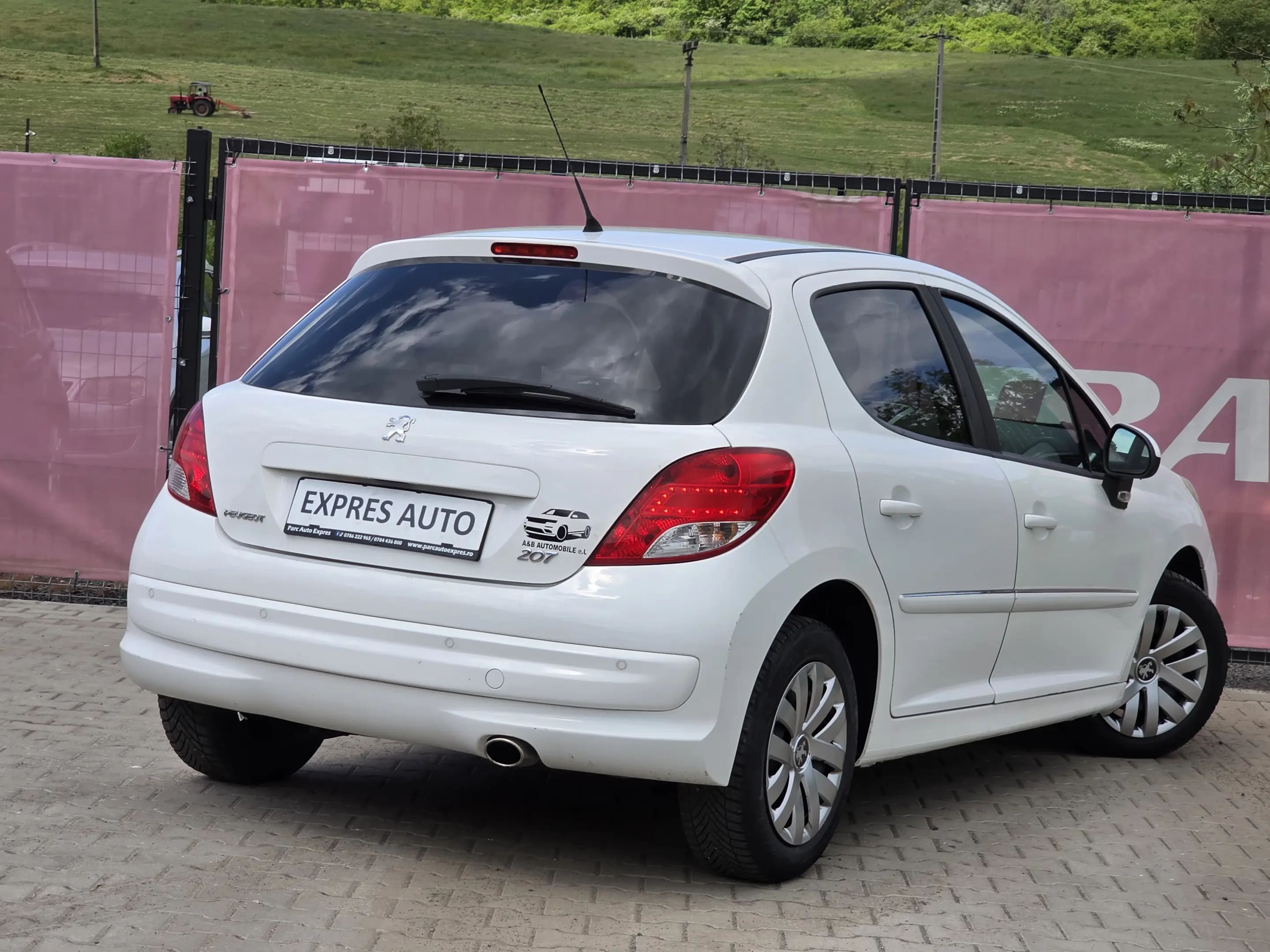Peugeot 207