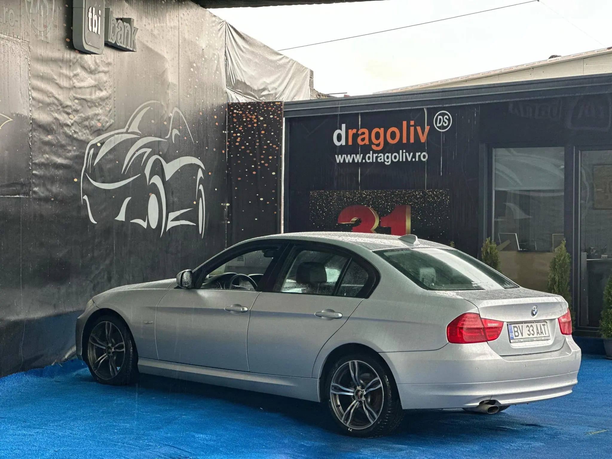BMW 320