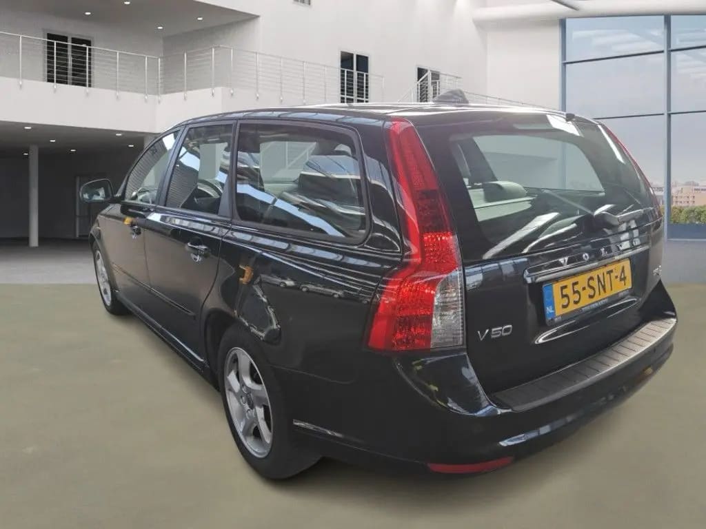 Volvo V50