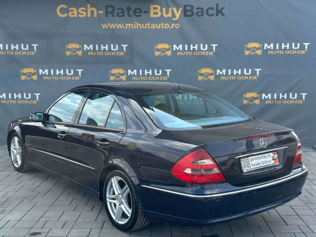 Mercedes-Benz E 220