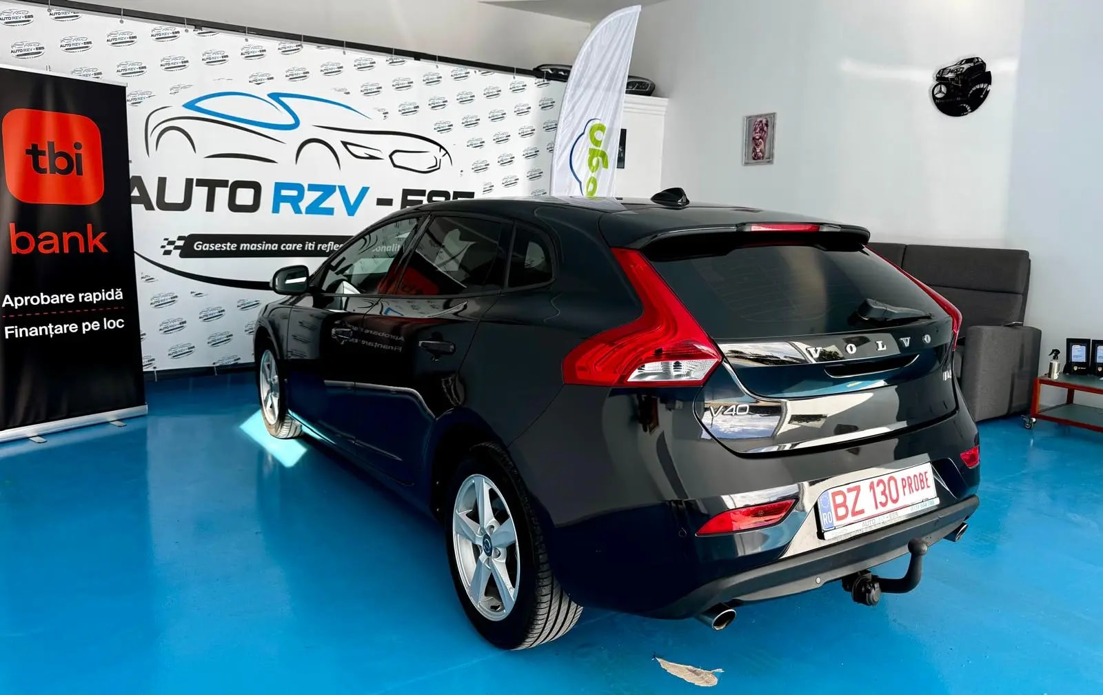 Volvo V40