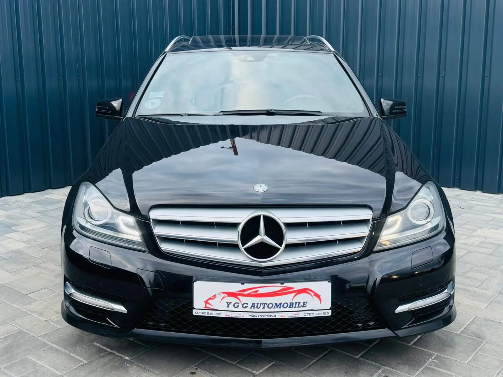 Mercedes-Benz C 220