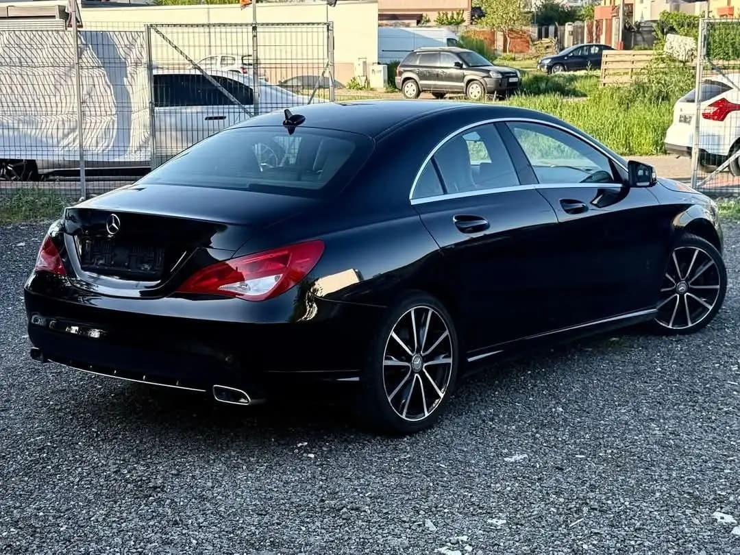 Mercedes-Benz CLA 200