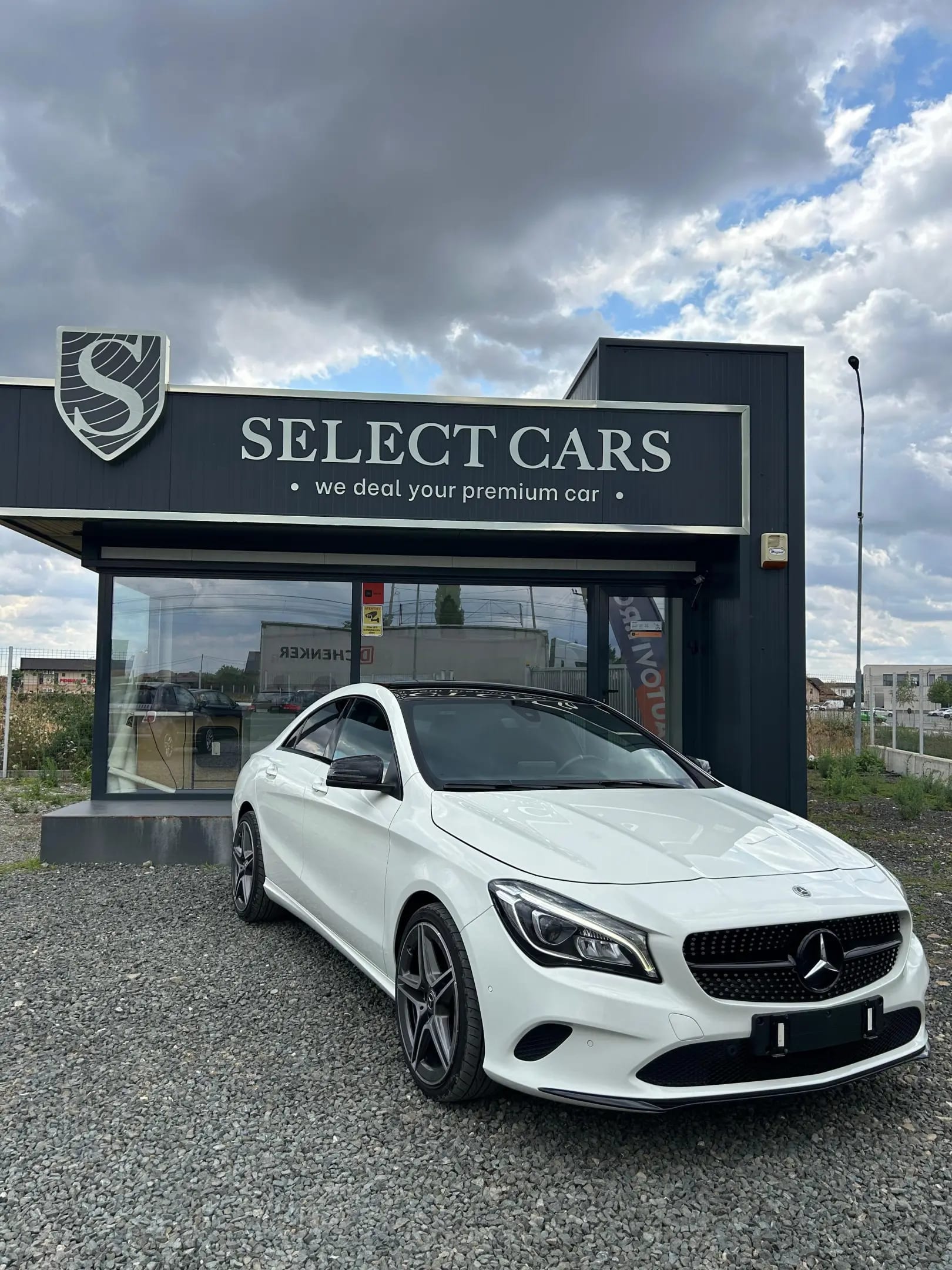 Mercedes-Benz CLA 200