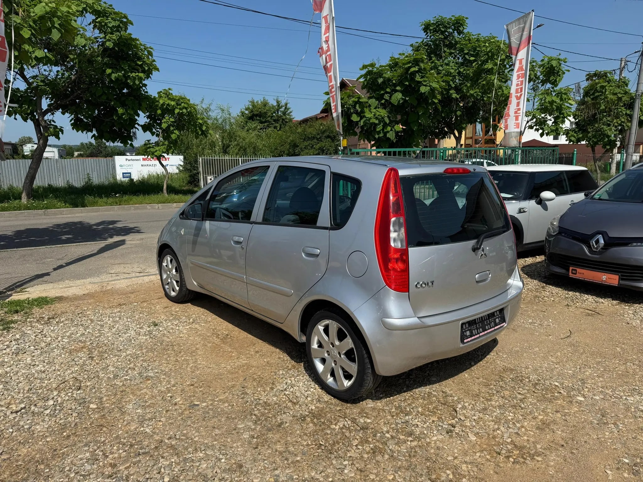 Mitsubishi Colt