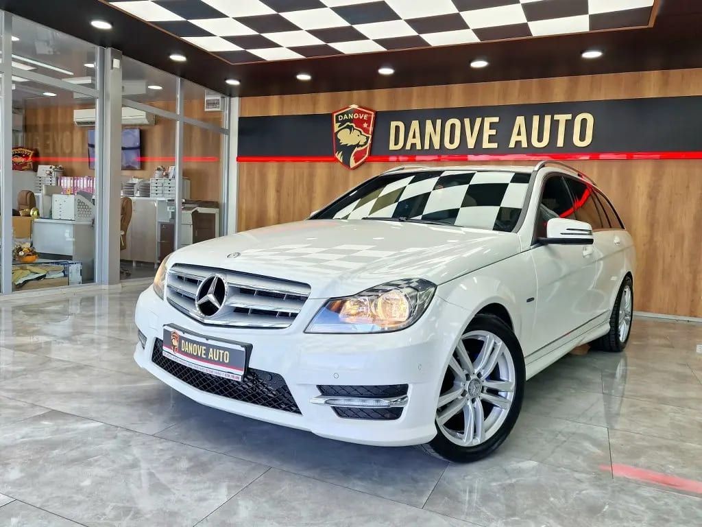 Mercedes-Benz C 220
