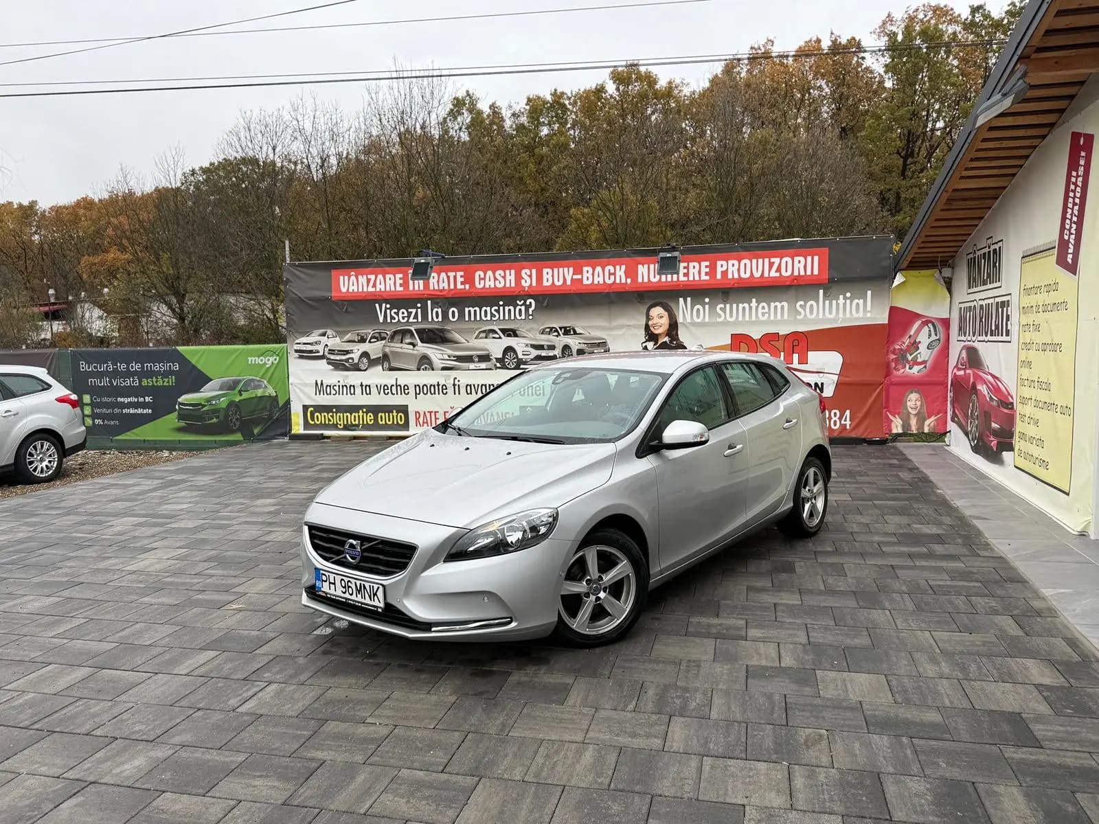 Volvo V40