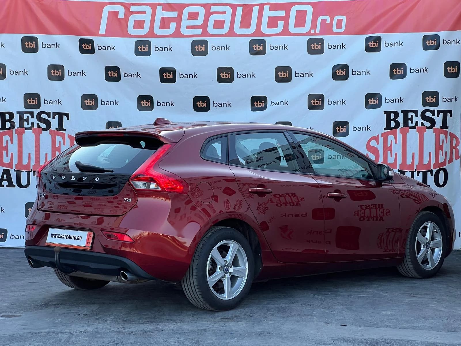 Volvo V40