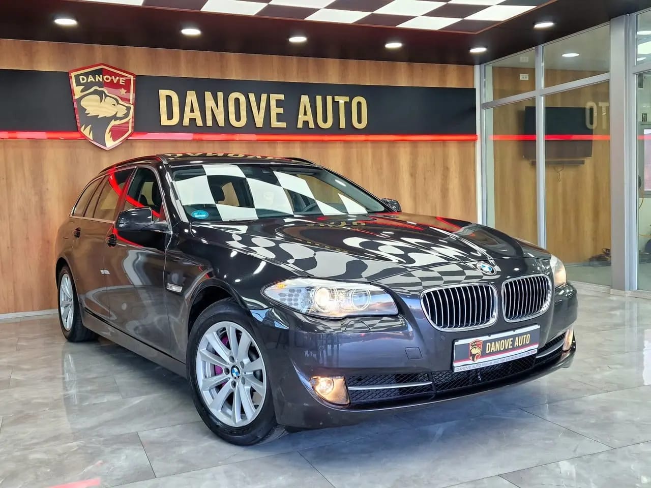 BMW 525