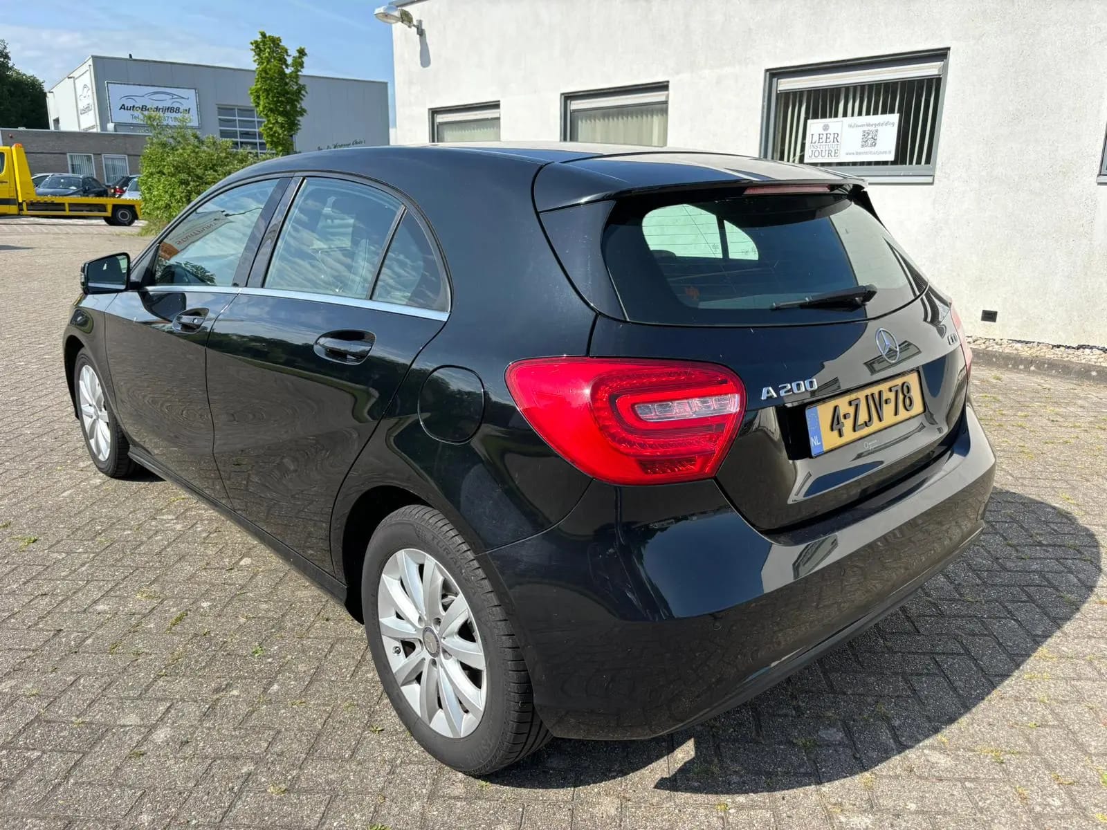 Mercedes-Benz A 200