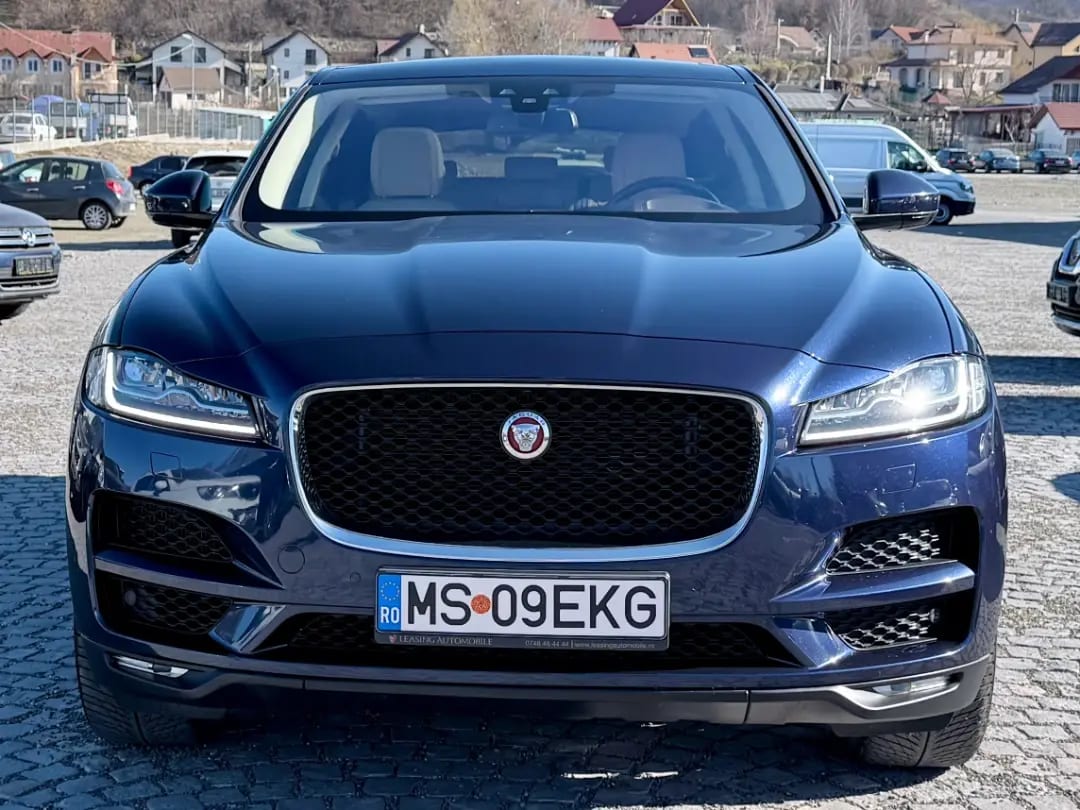 Jaguar F-Pace