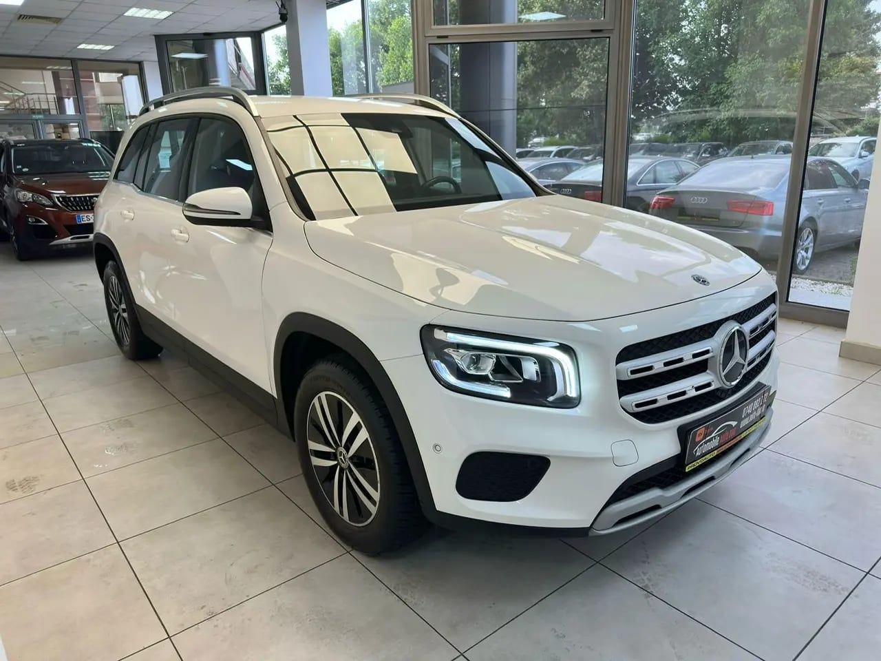 Mercedes-Benz GLB 200