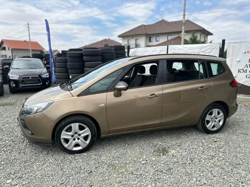 Opel Zafira Tourer