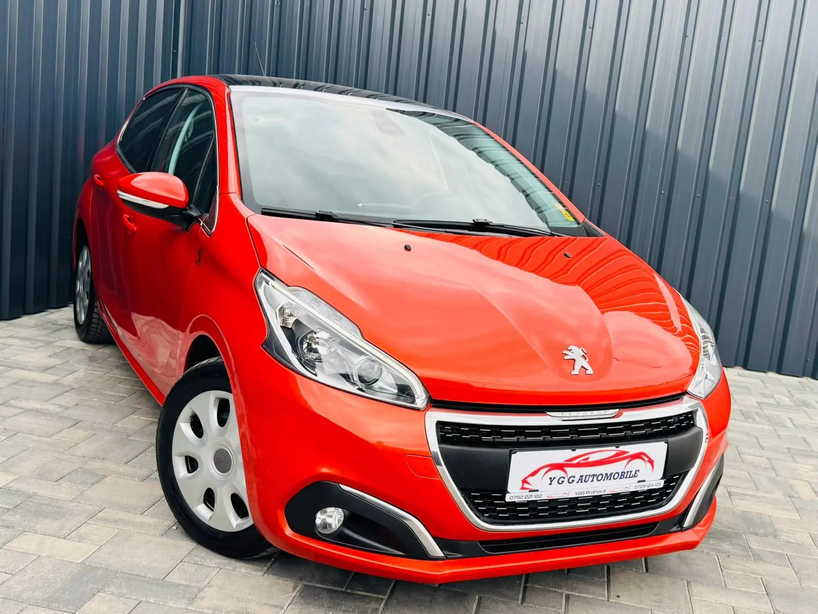 Peugeot 208