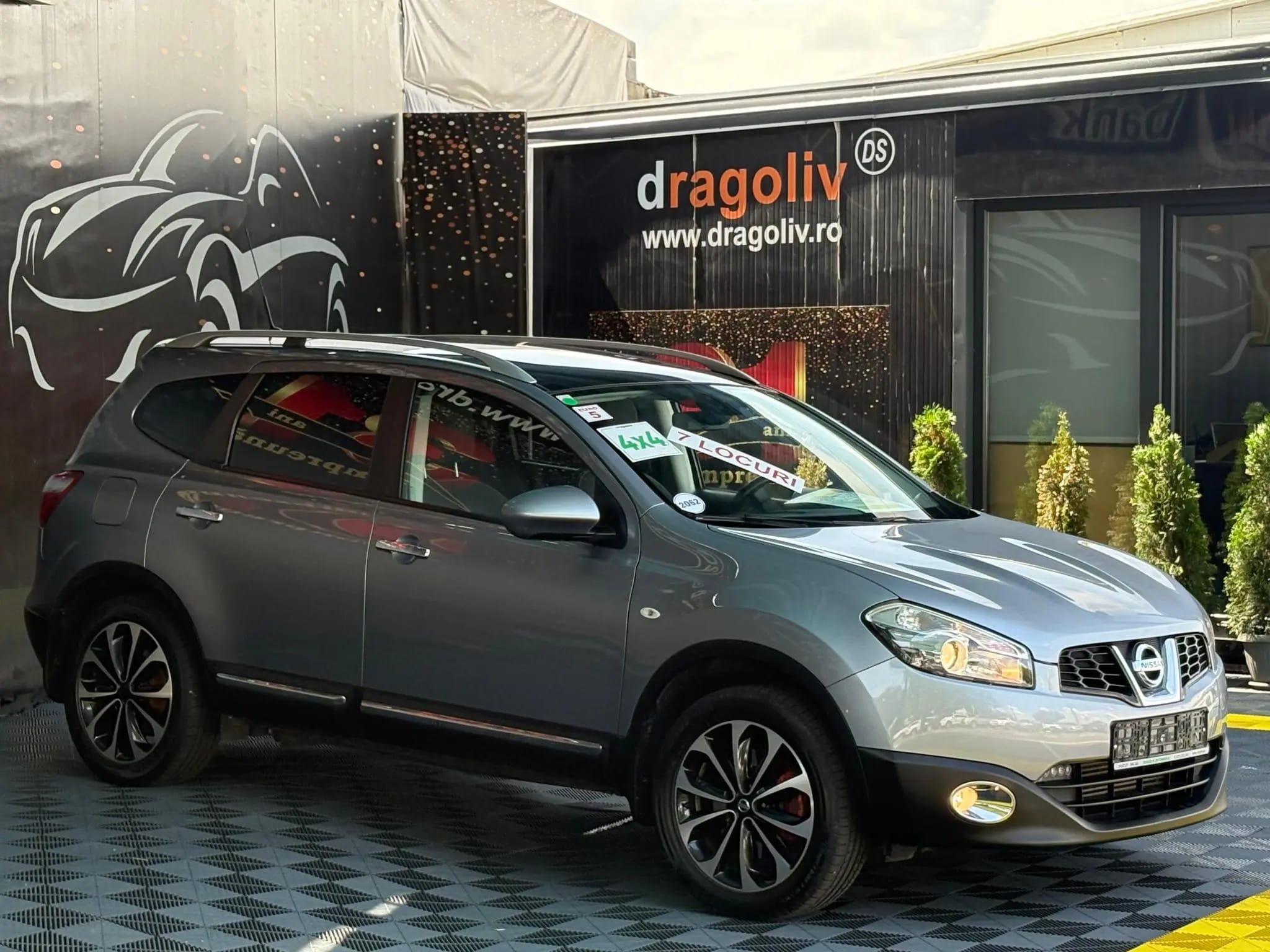 Nissan Qashqai+2