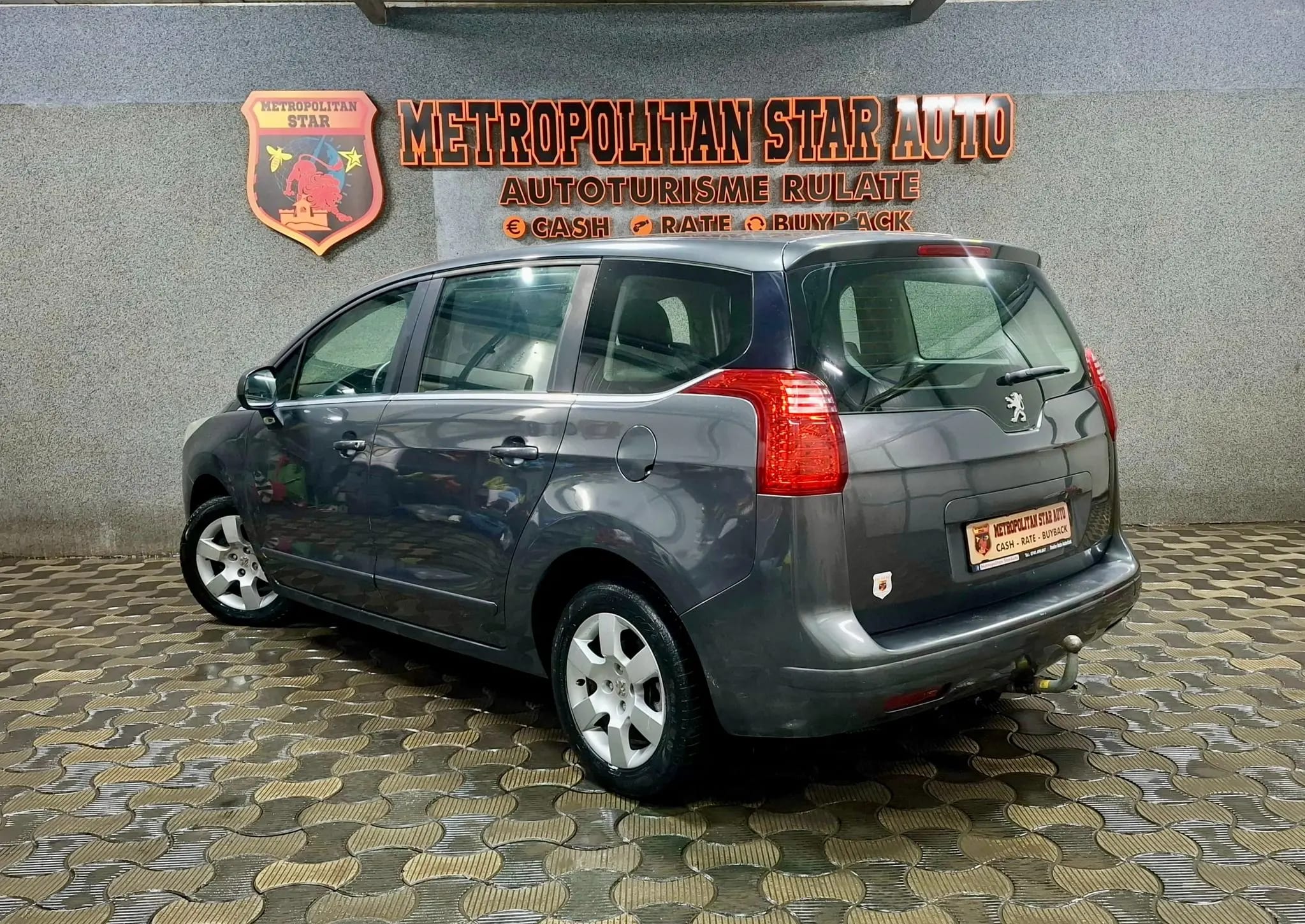 Peugeot 5008