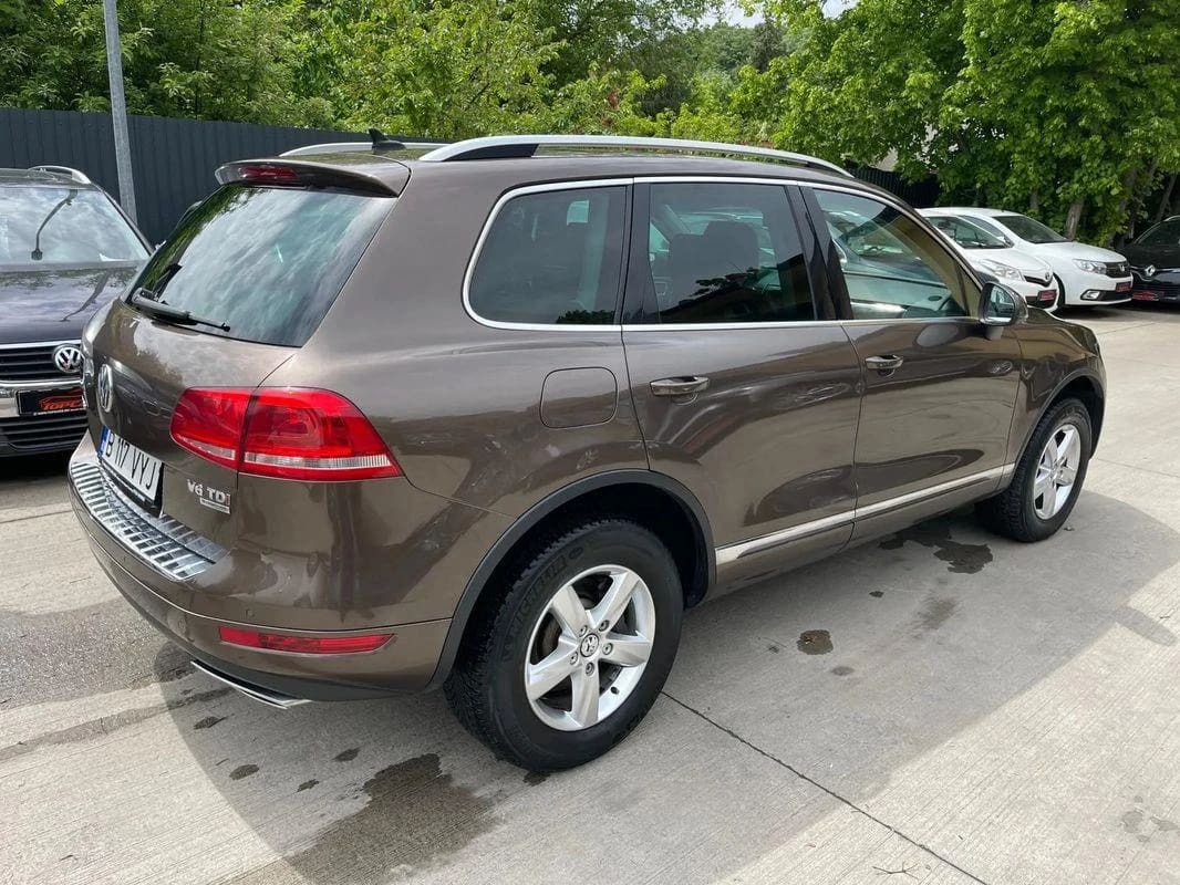 Volkswagen Touareg