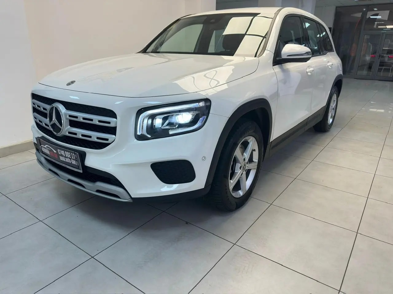 Mercedes-Benz GLB 200