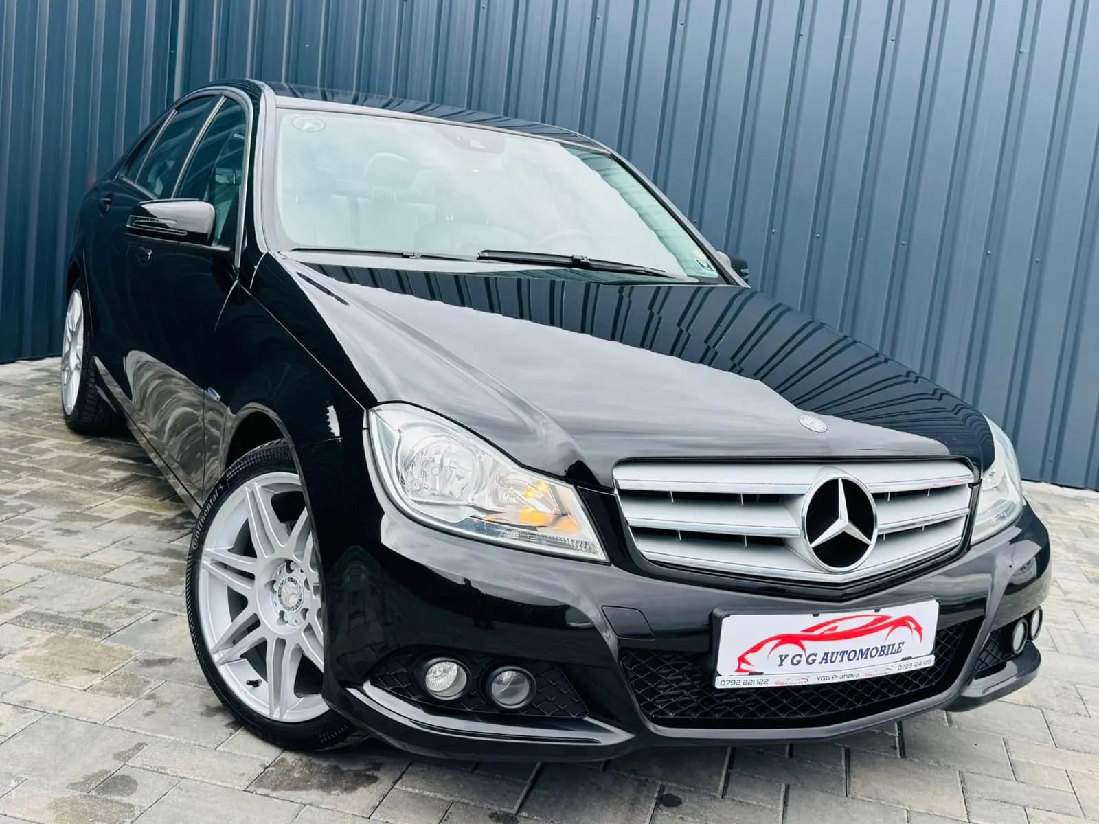 Mercedes-Benz C 200