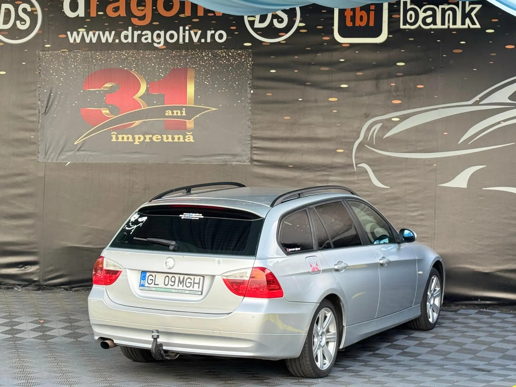BMW 320