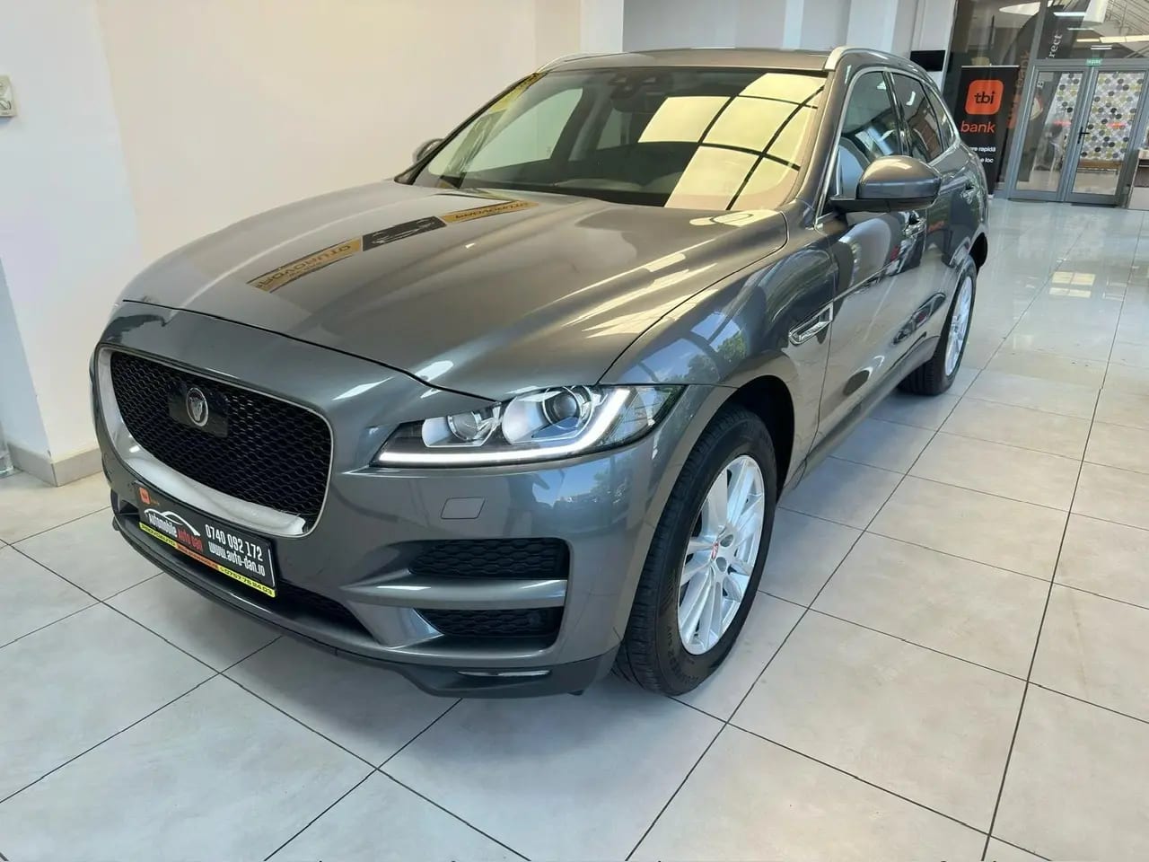 Jaguar F-Pace