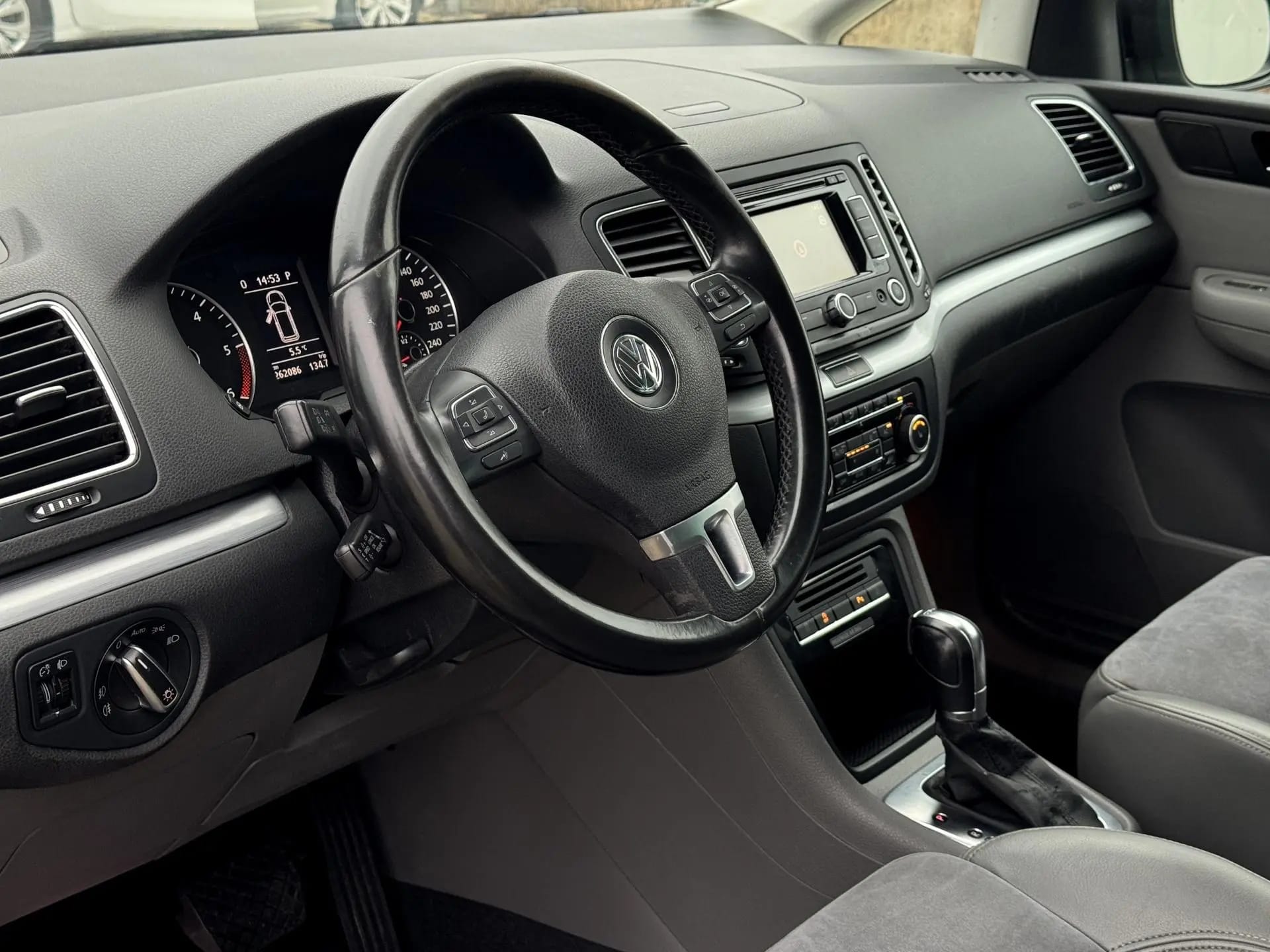 Volkswagen Sharan