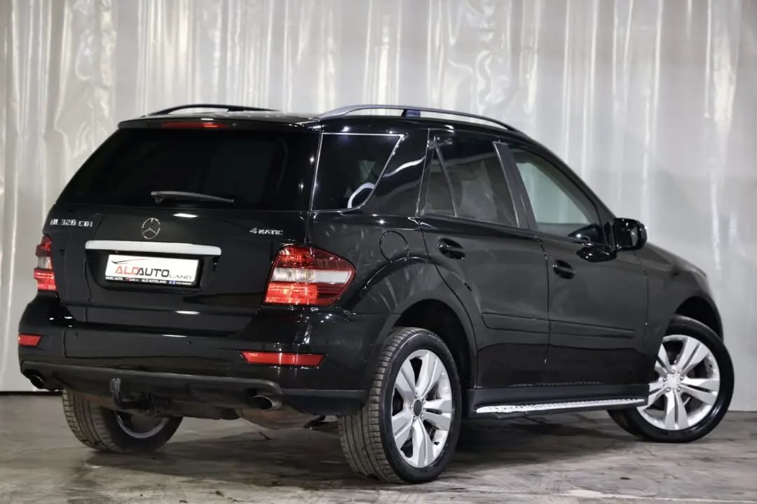 Mercedes-Benz ML 320