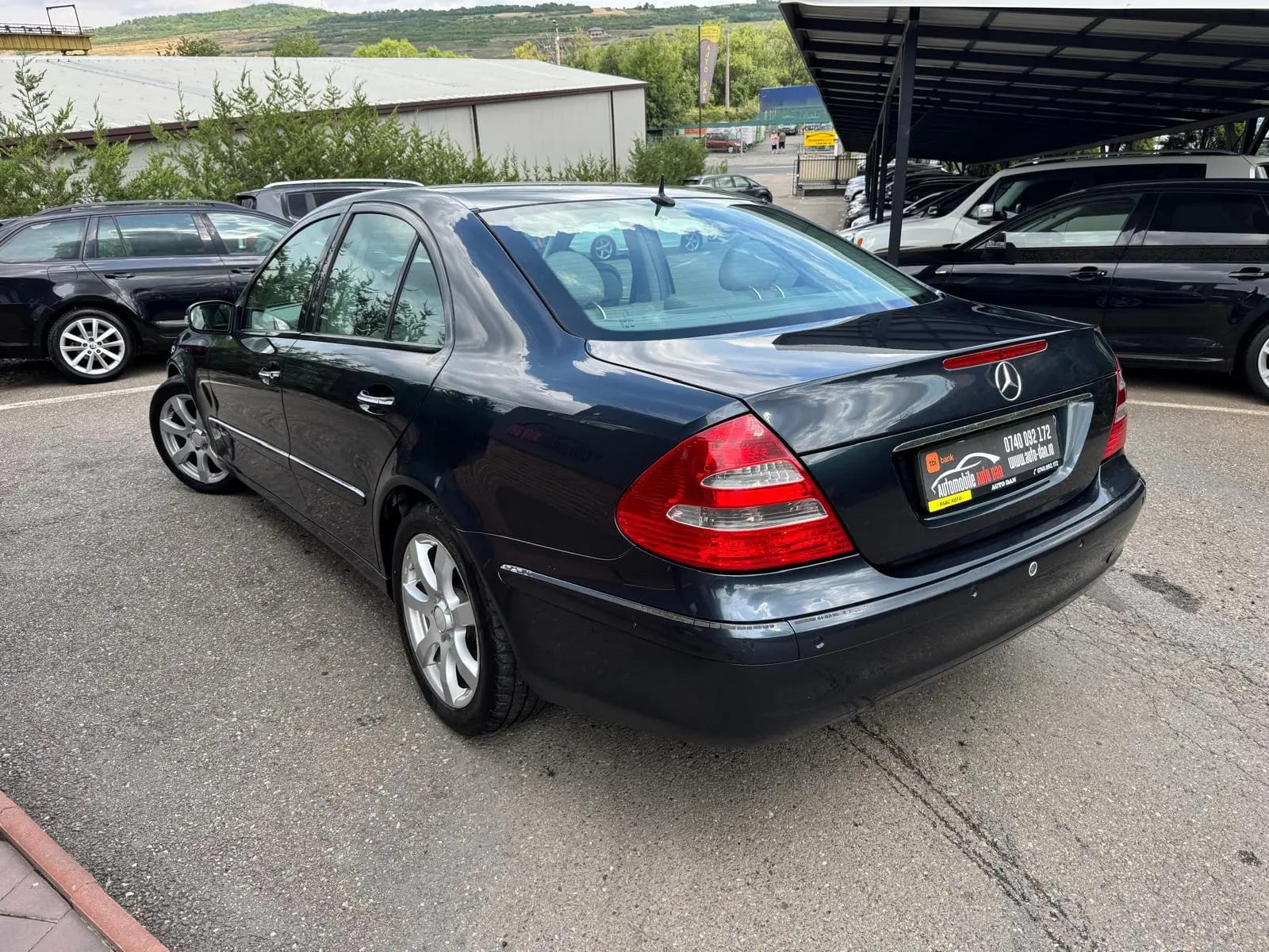 Mercedes-Benz E 200