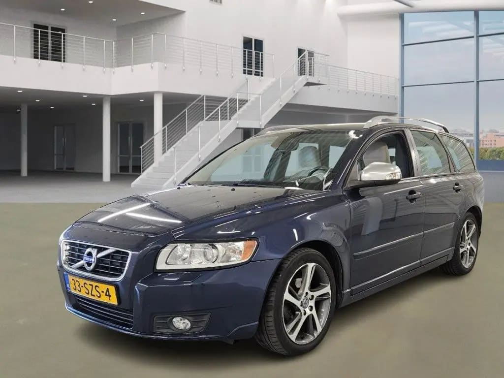 Volvo V50