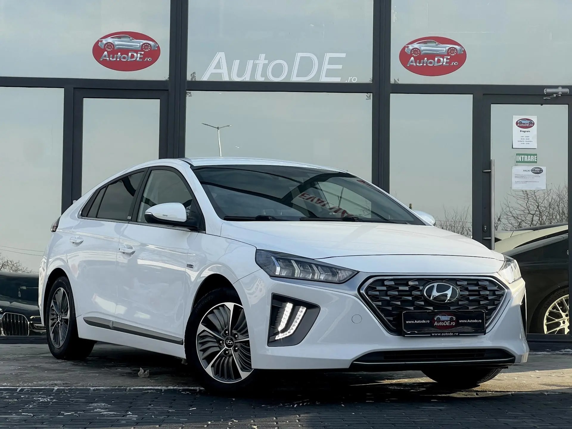 Hyundai IONIQ