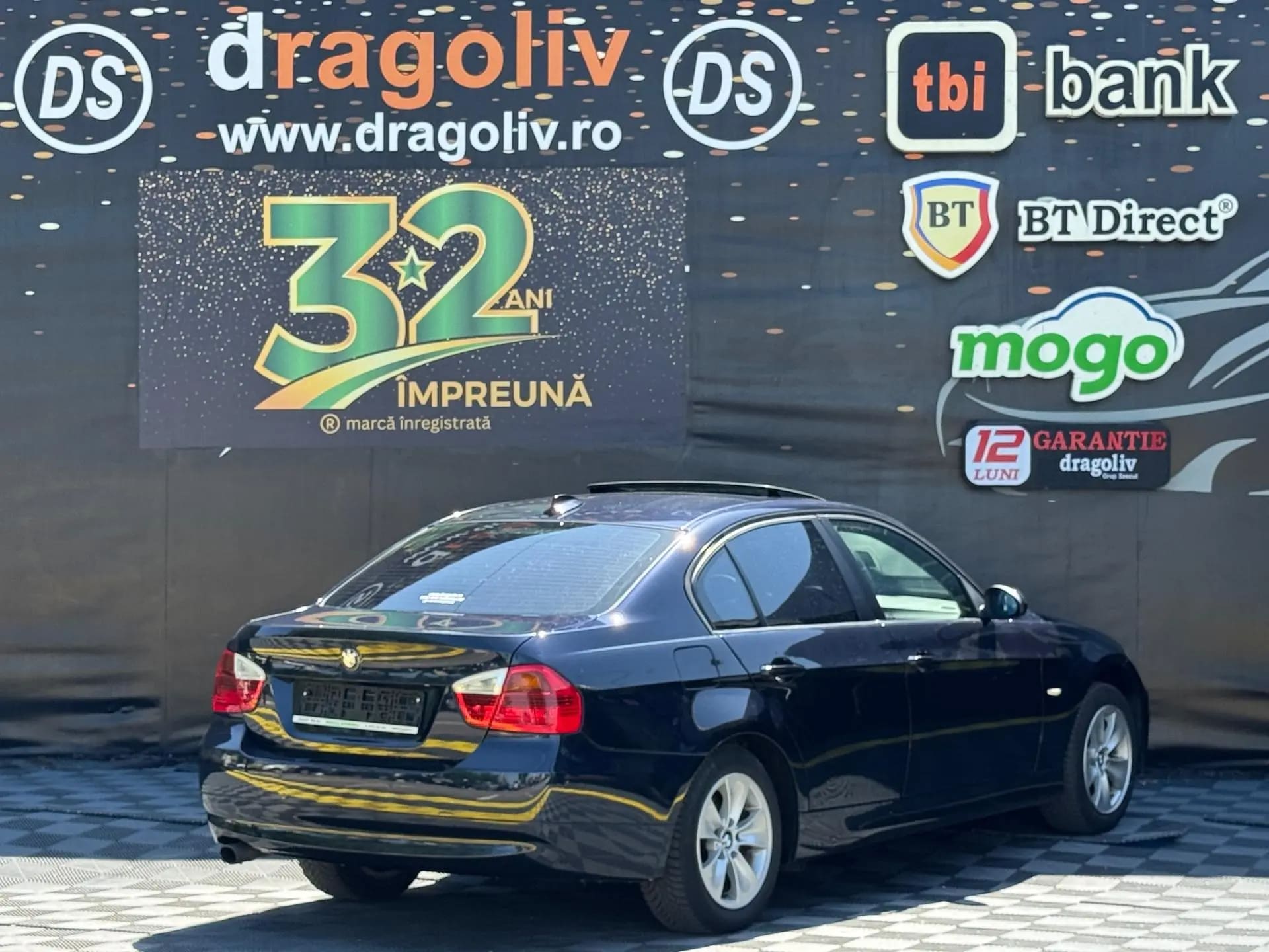 BMW 320