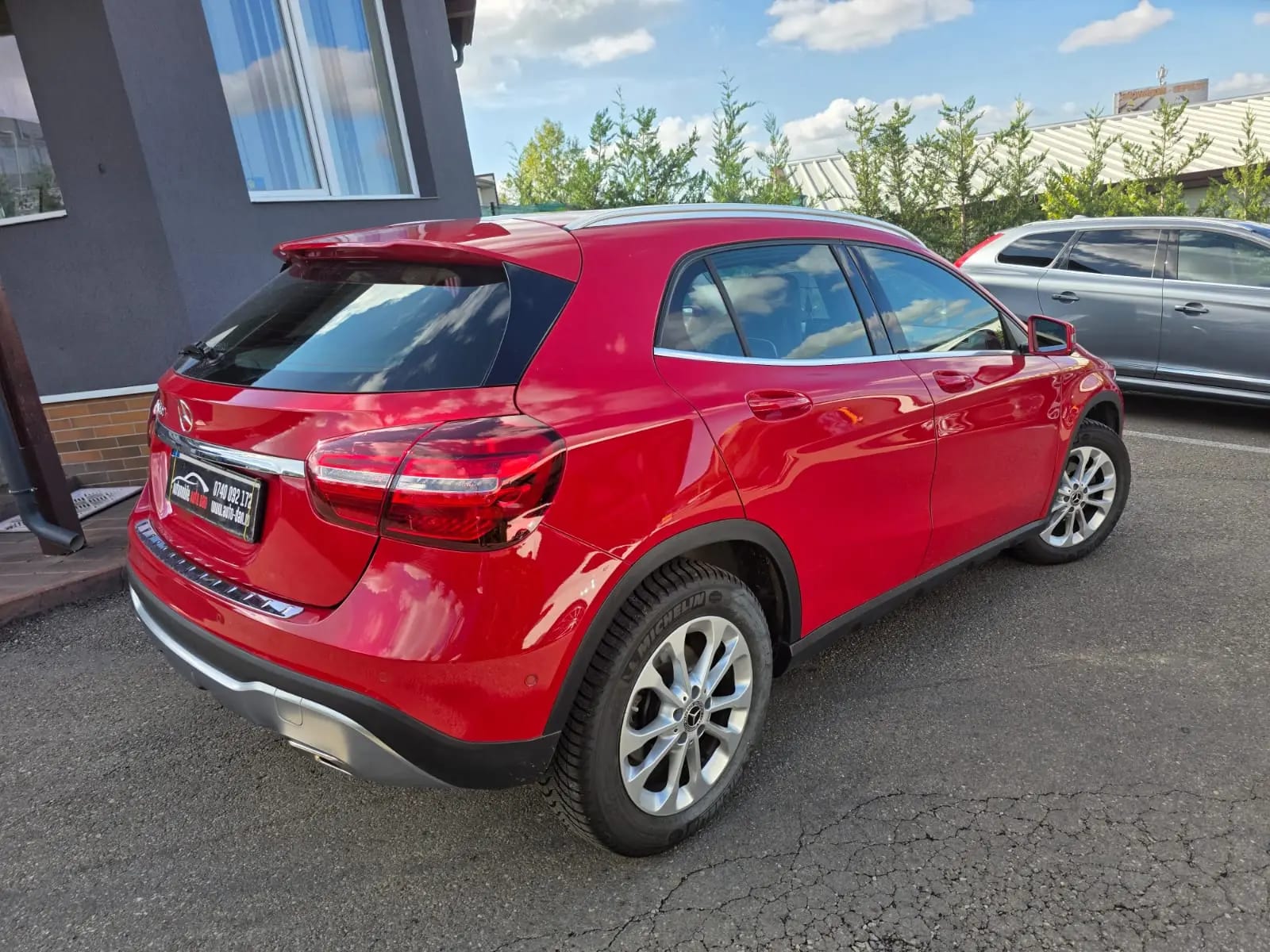 Mercedes-Benz GLA 180