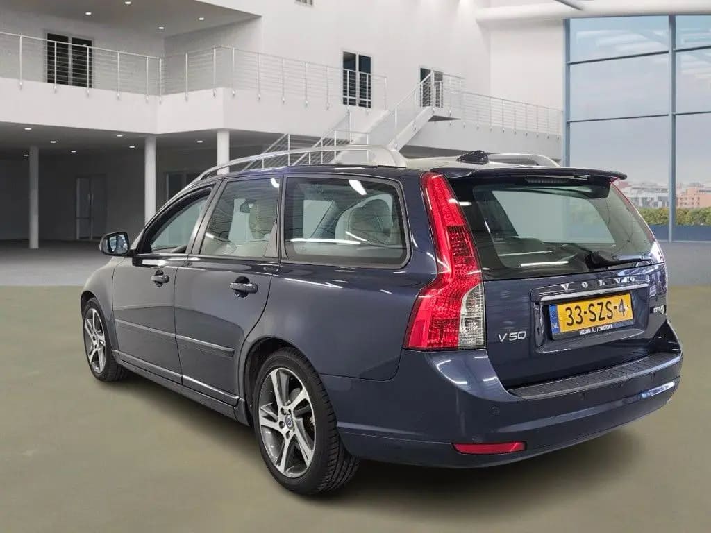 Volvo V50