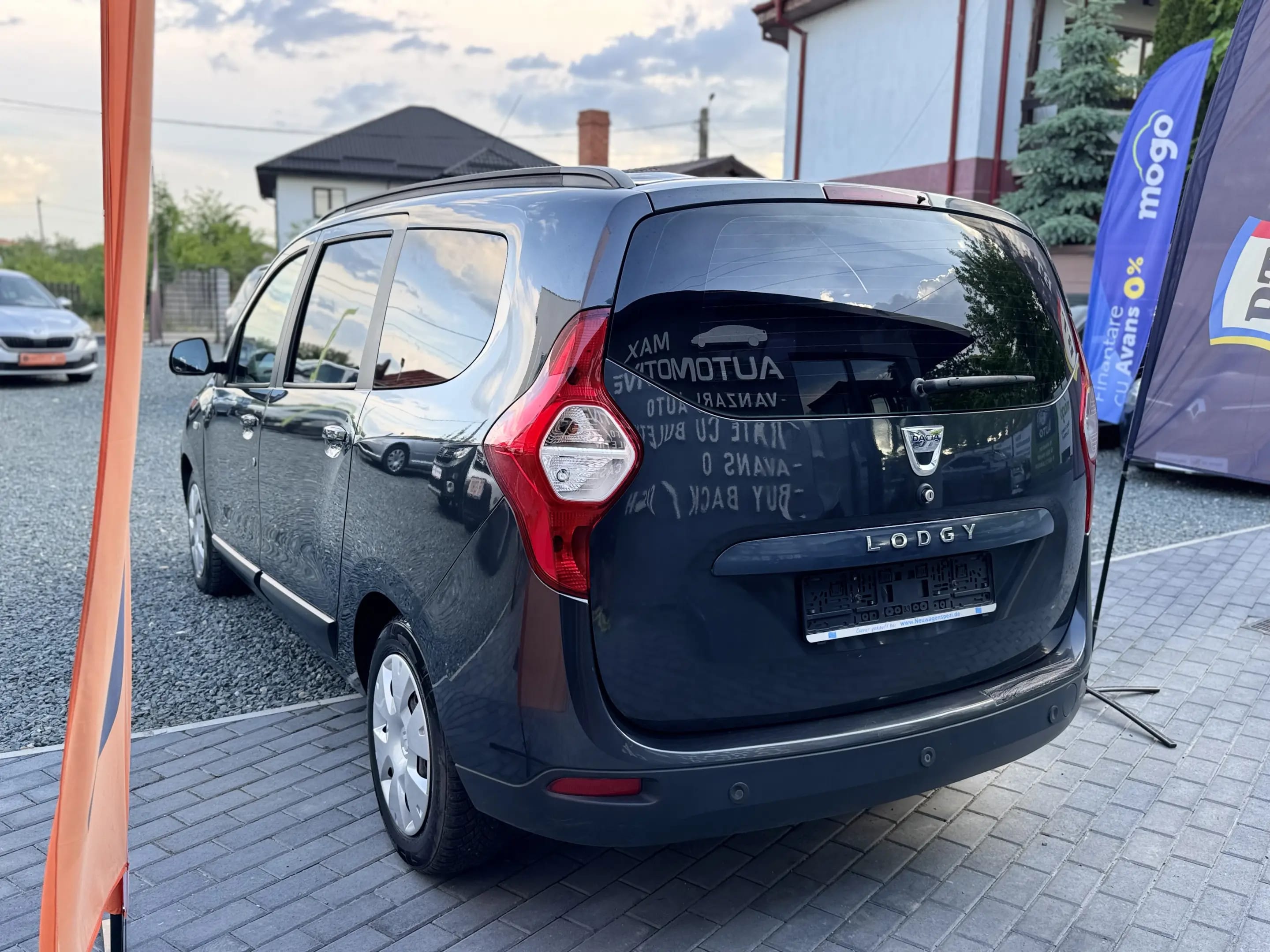 Dacia Lodgy