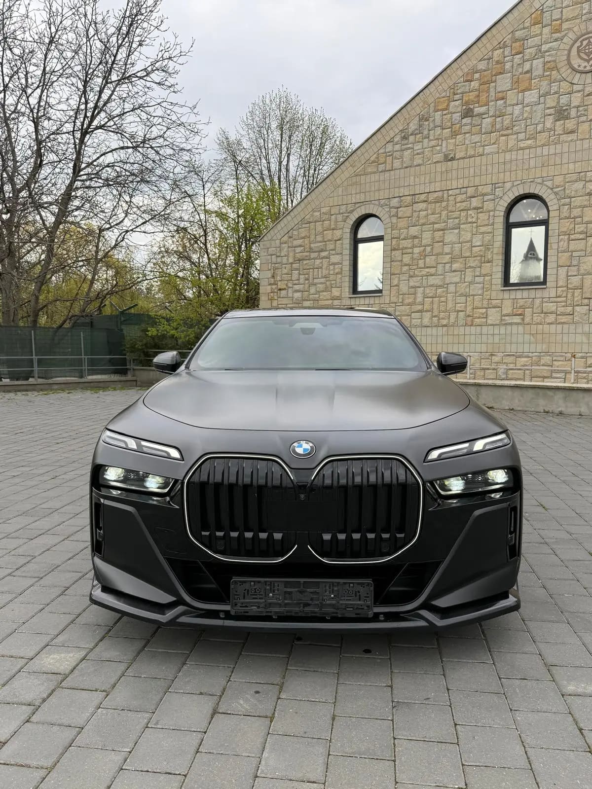 BMW 740