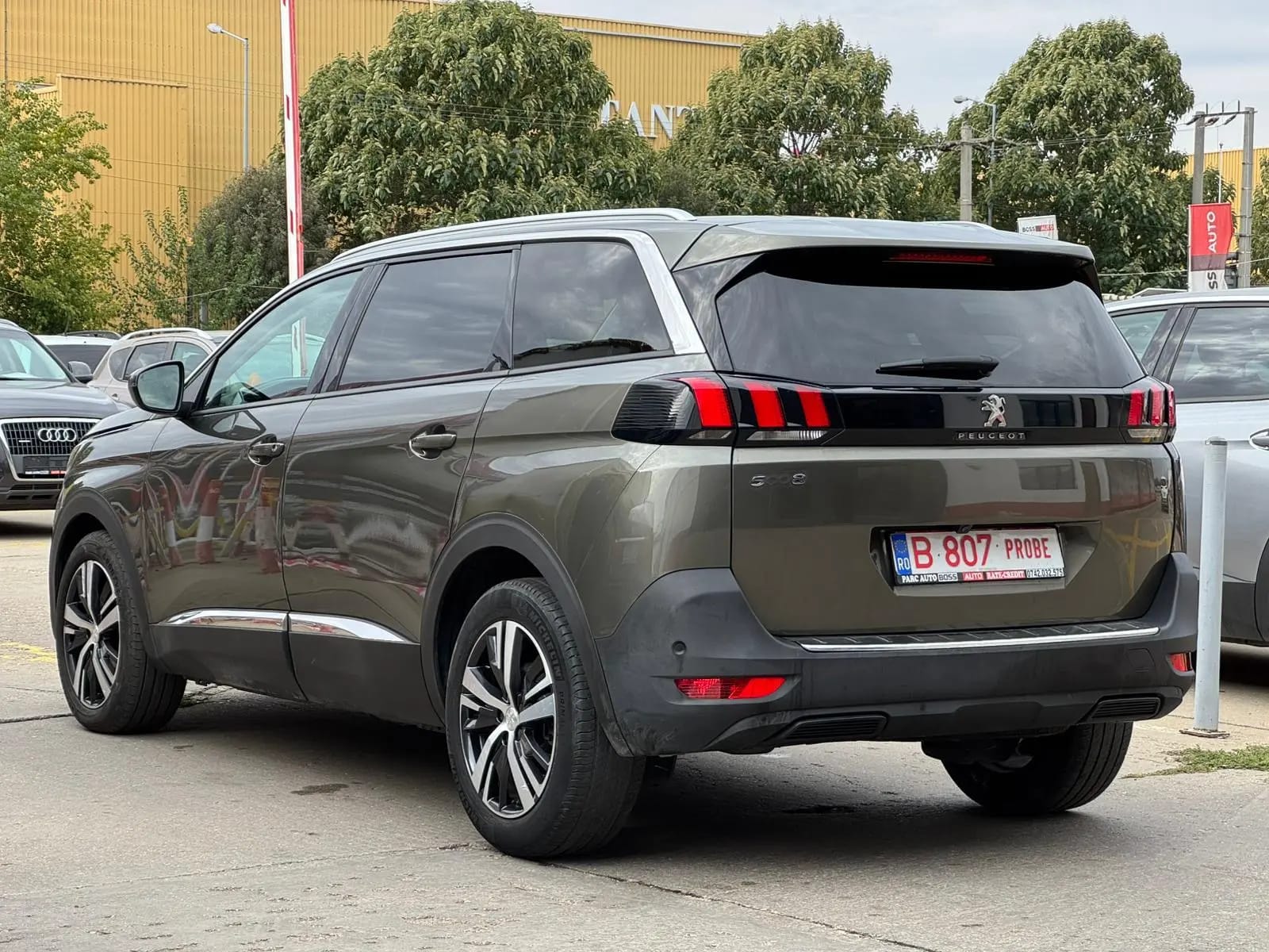 Peugeot 5008