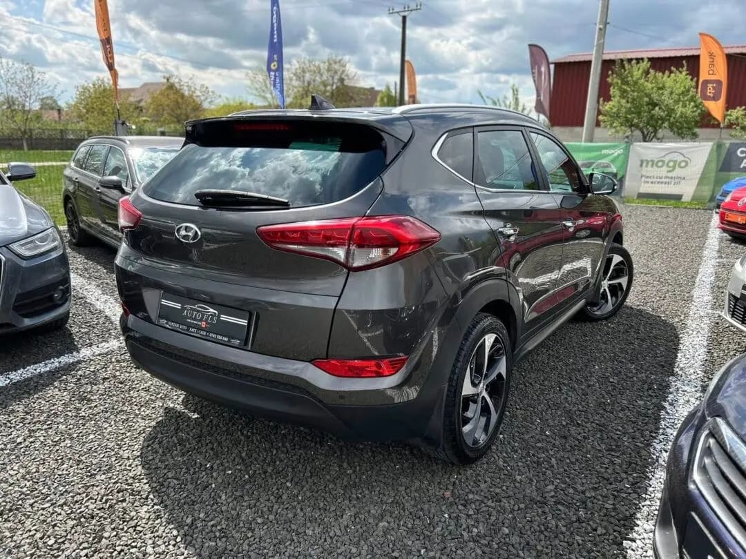Hyundai TUCSON