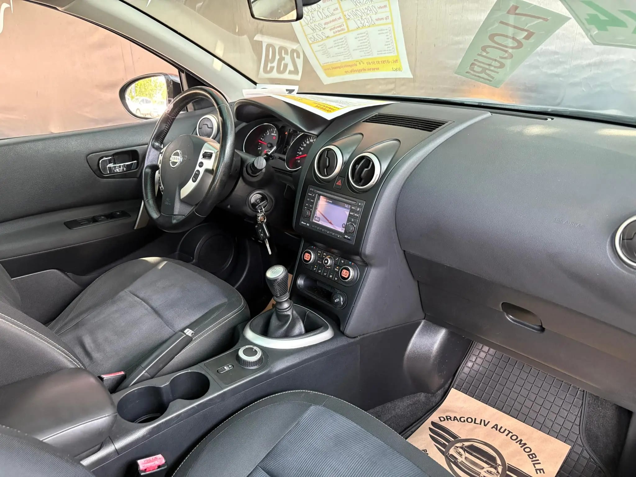 Nissan Qashqai+2