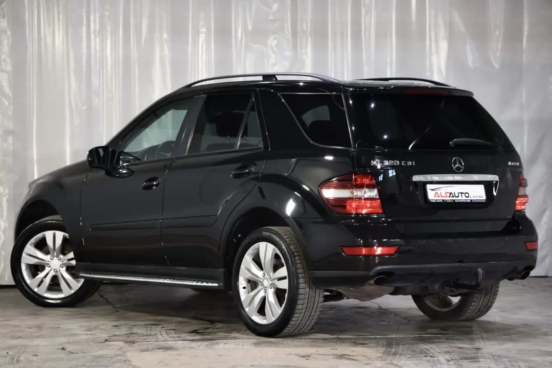 Mercedes-Benz ML 320
