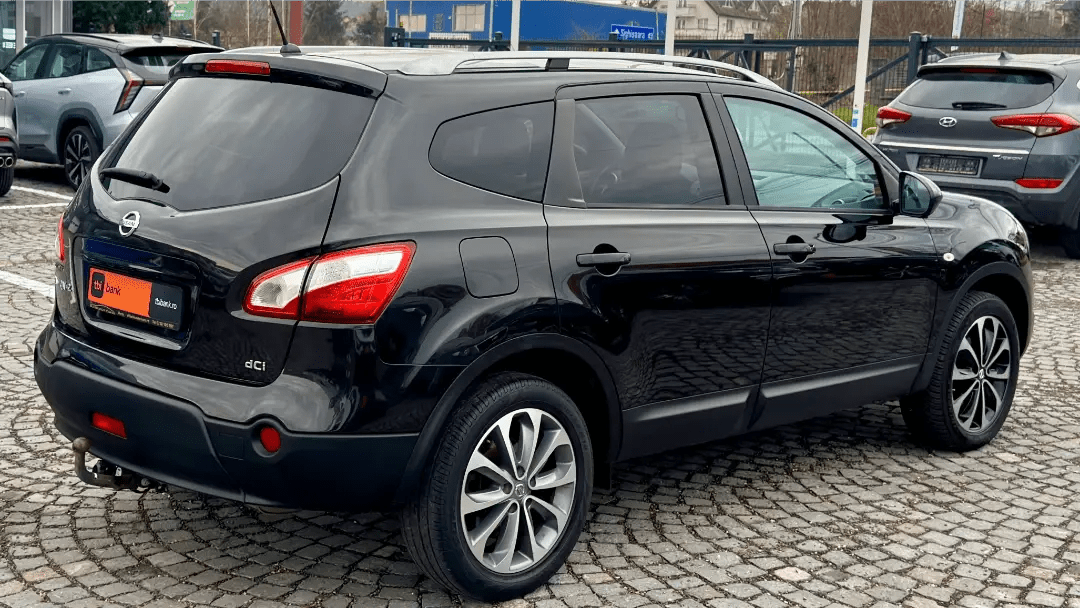 Nissan Qashqai+2