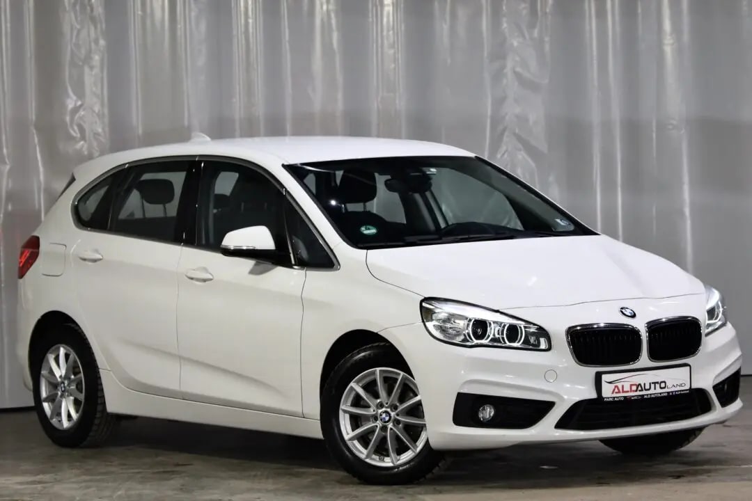 BMW 218