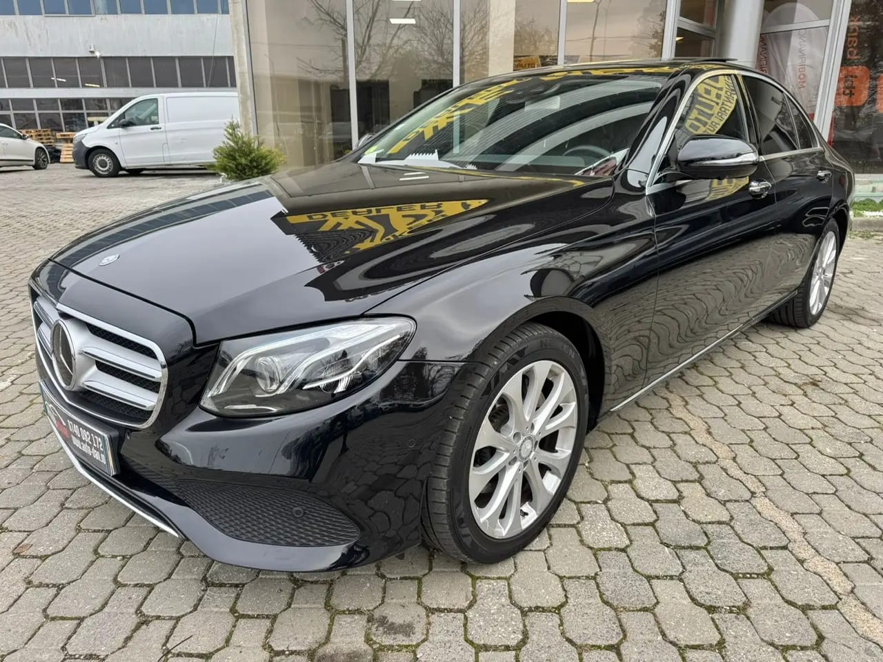 Mercedes-Benz E 220