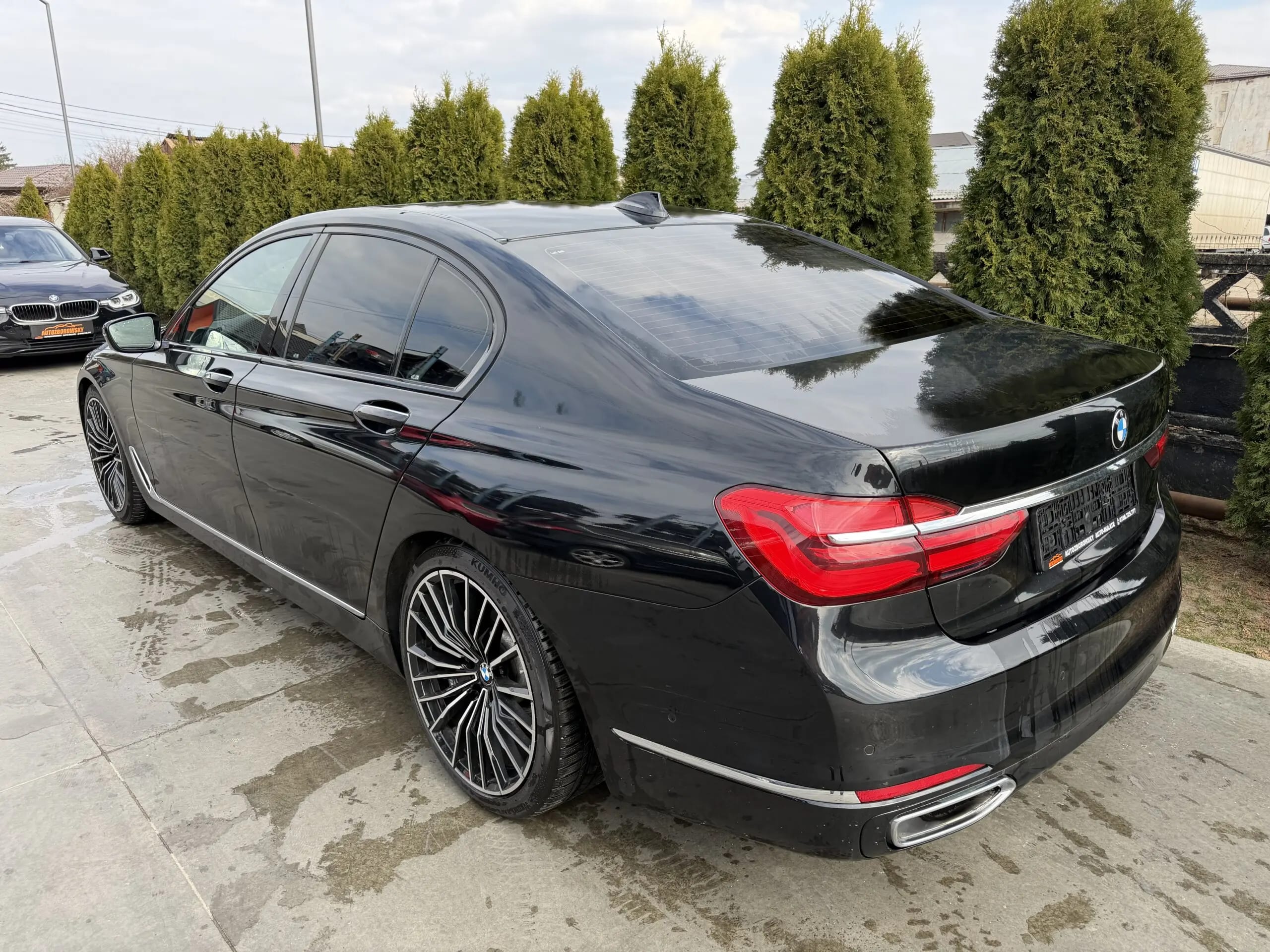 BMW 730