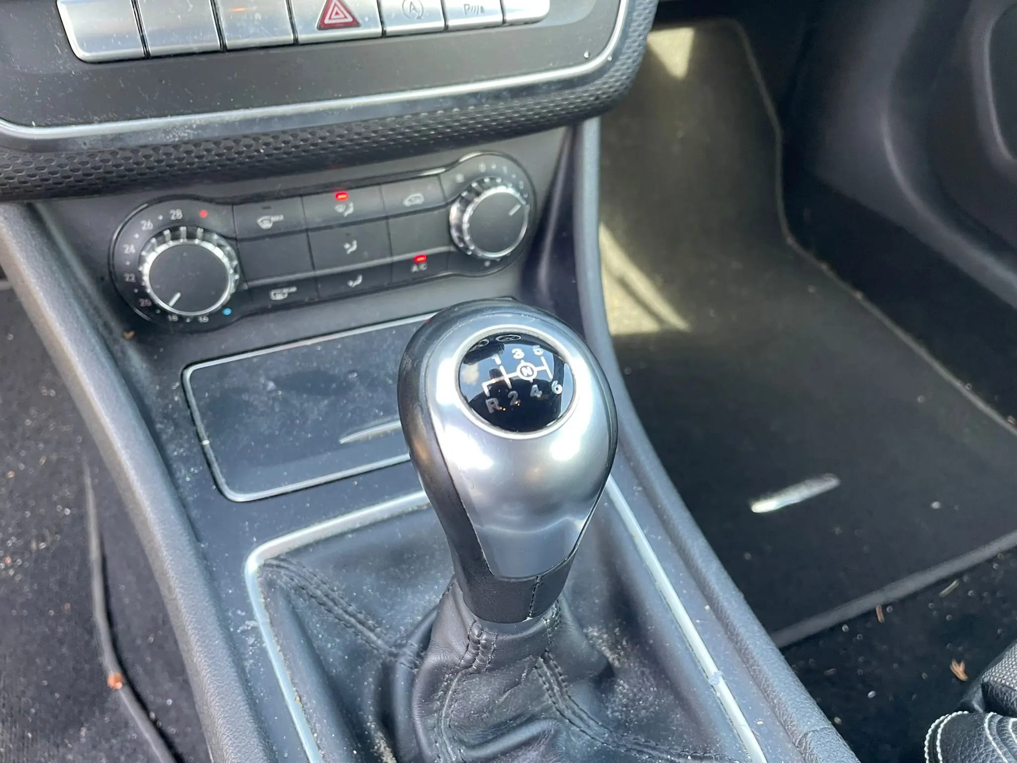 Mercedes-Benz A180